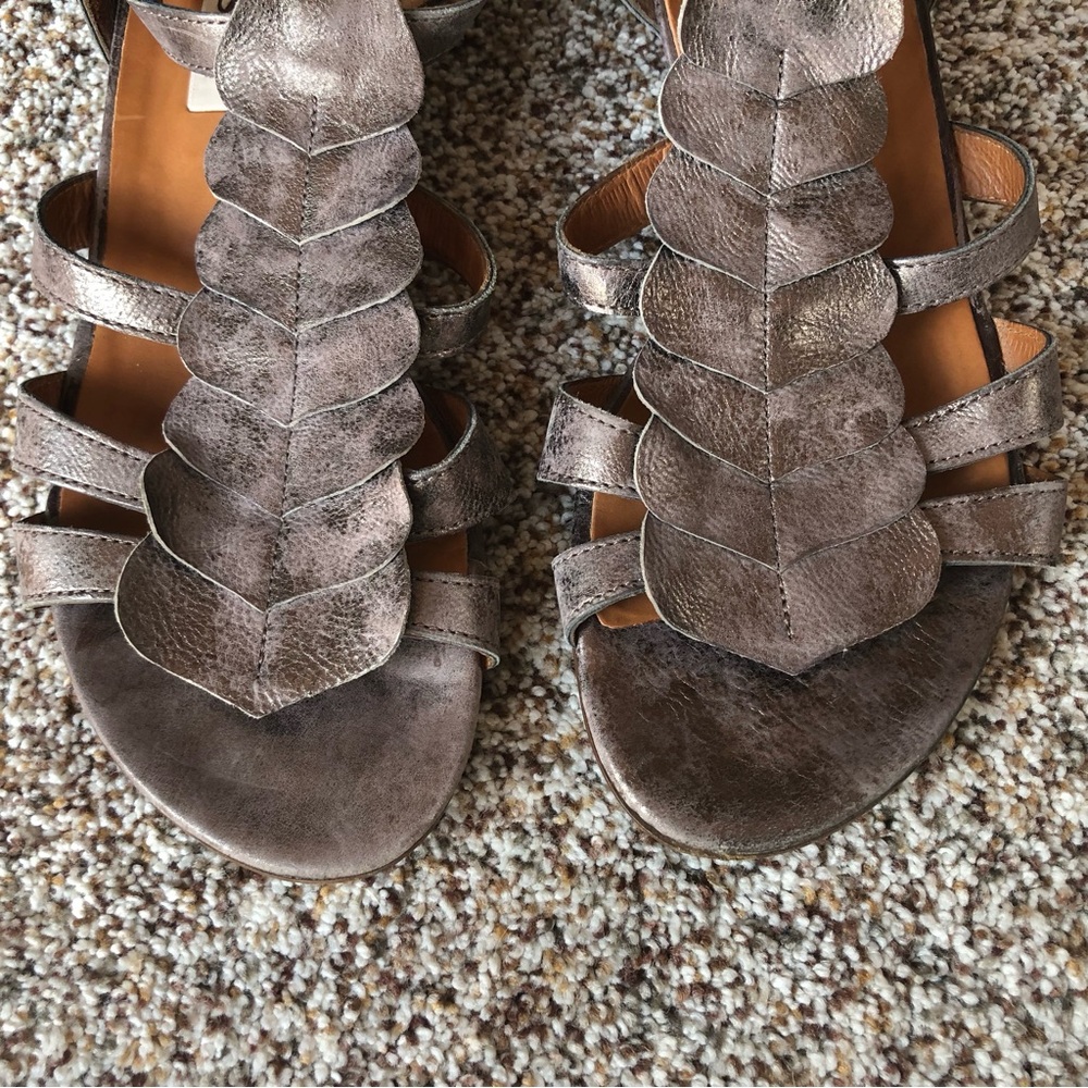 Paul Green Metallic Bronze Strappy Coastal Resort Comfort Sandals Women Size 7.5 - Picture 2 of 10